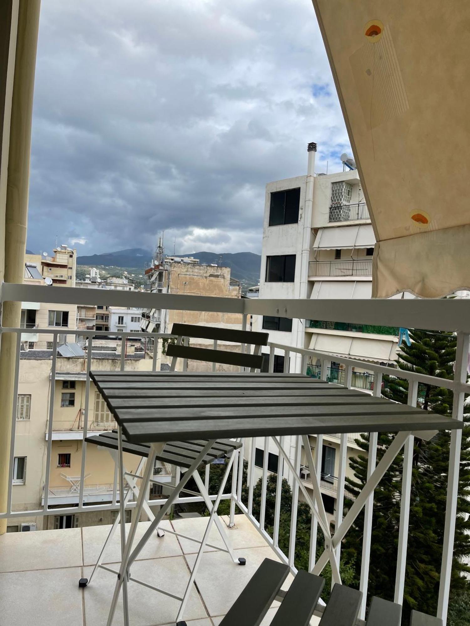 Elegant Downtown Retreat Apartment Kalamata Exterior foto